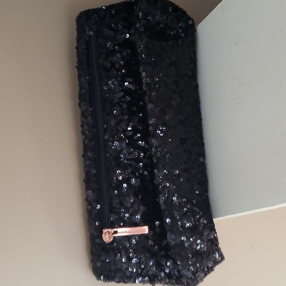 Small Victoria Secret Clutch - Picture 3 of 3